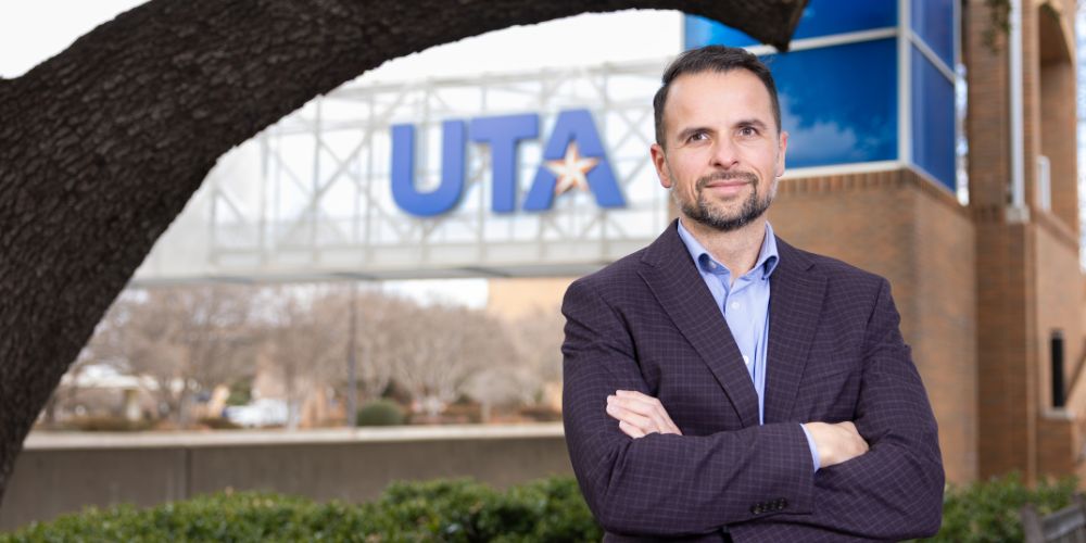 UTA Professor Dennis Lal" style=" height:500px; width:1000px" _languageinserted="true" src="https://cdn.prod.web.uta.edu/-/media/c6a7d176d12f42d3b0caa4dc82003d2c.jpg