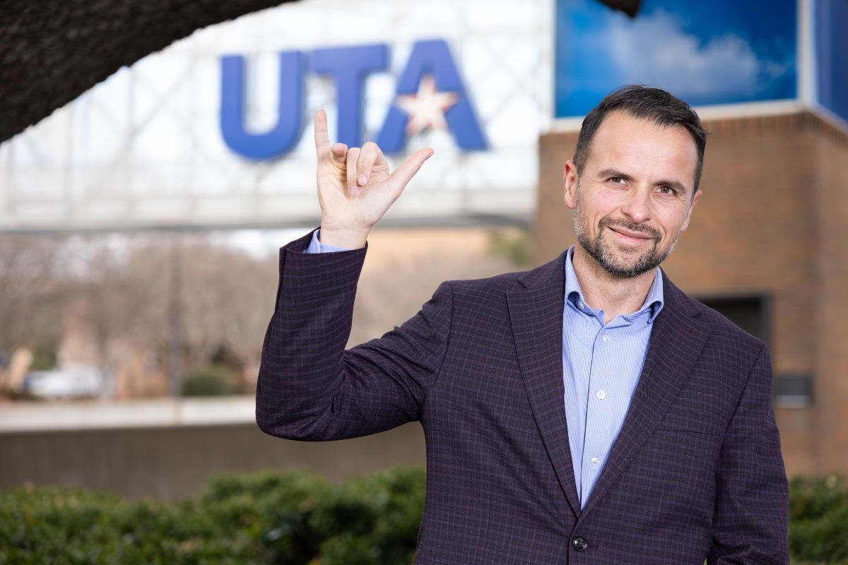 UTA Professor Dennis Lal" style=" height:800px; width:1200px" _languageinserted="true" src="https://cdn.prod.web.uta.edu/-/media/f8d5b375ab7d4d34b35827beddf0952b.jpg