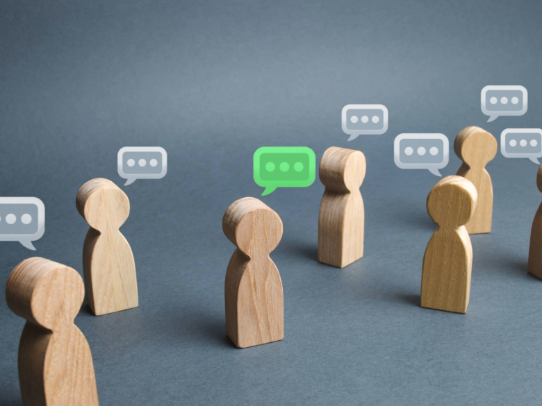 A lot of people figures and comment clouds above their heads. The process of discussion and commenting, the search for fresh ideas and optimal solutions. Best thought, good idea, positive feedback