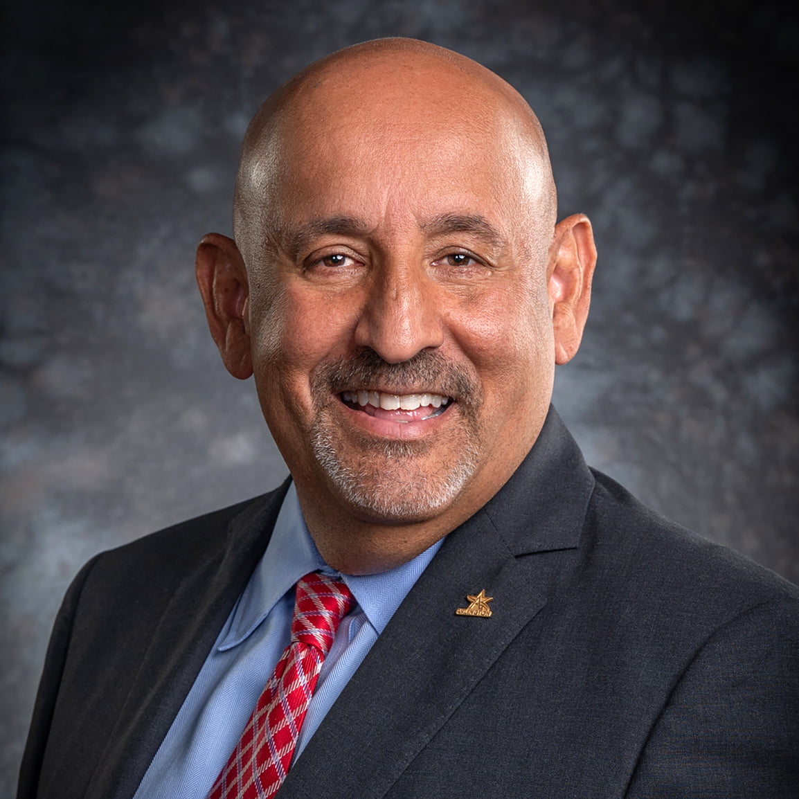 Raul H. Gonzalez (85 BBA, Management)