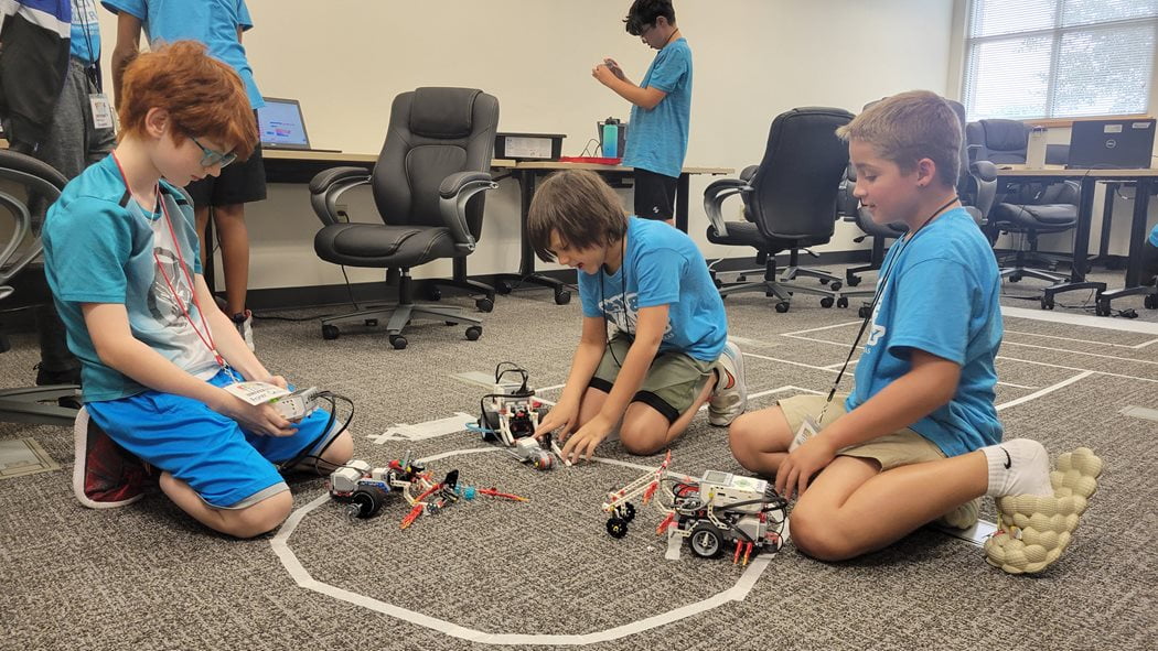 Kids battleing legos