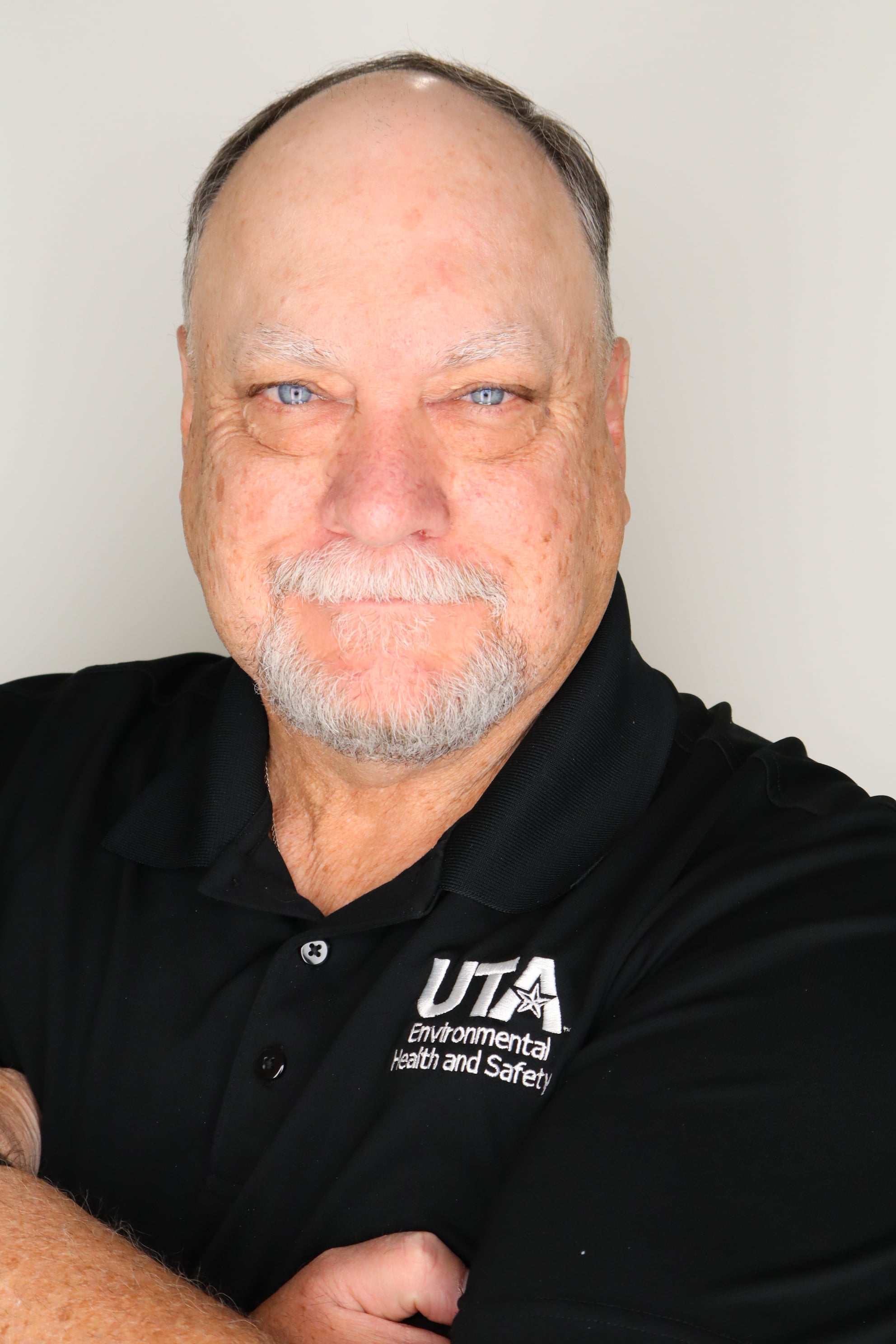 Headshot of Eric Woods