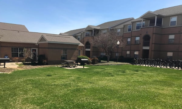 Arbor Oaks Exterior