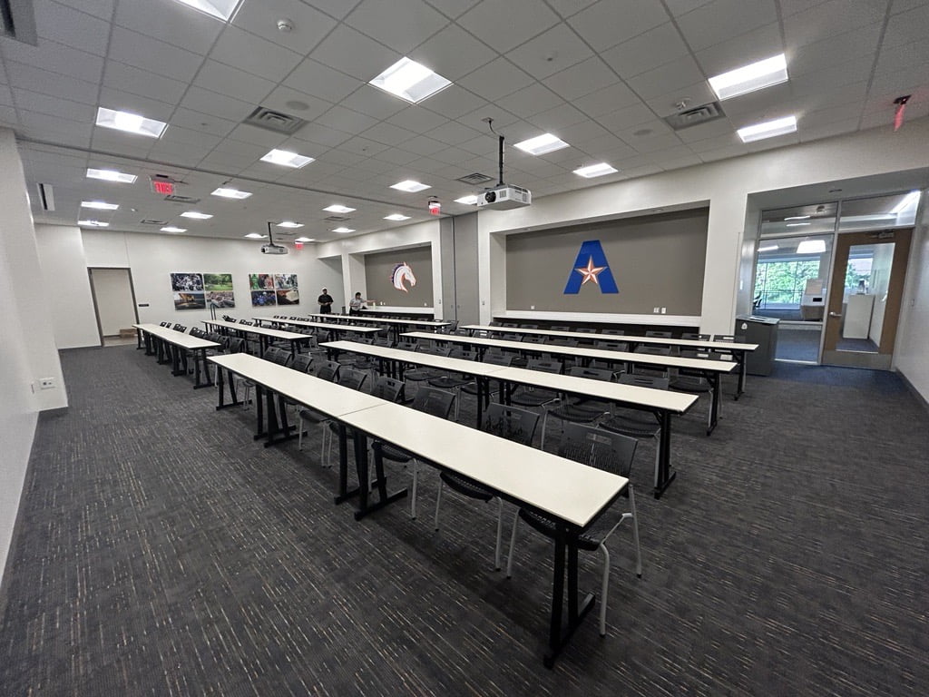 Nueces combined Classroom image