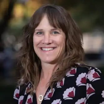 Laura Kopchick headshot