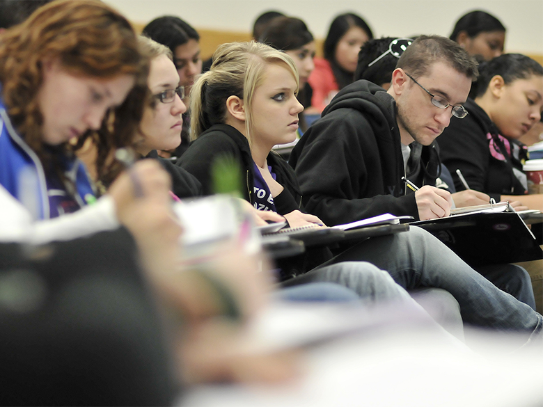 students in u t a classroom