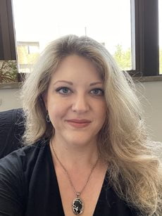 Alexandra Rains Faculty Profile Photo