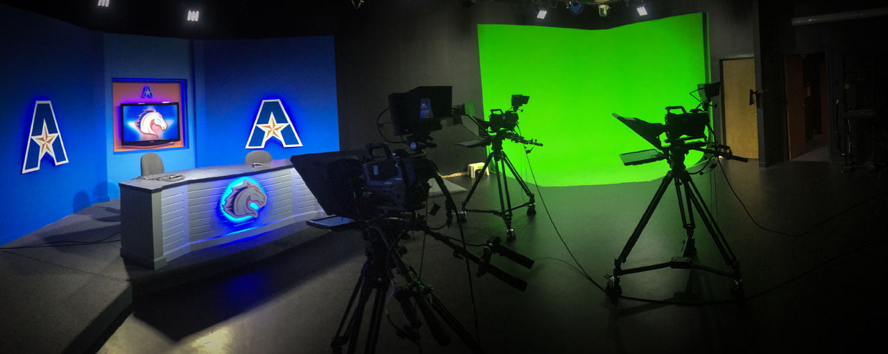 UTA News facility and green screen