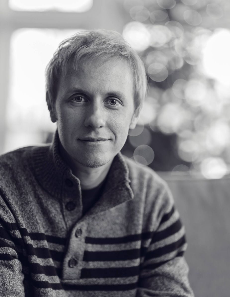 Aaron Perrine Headshot