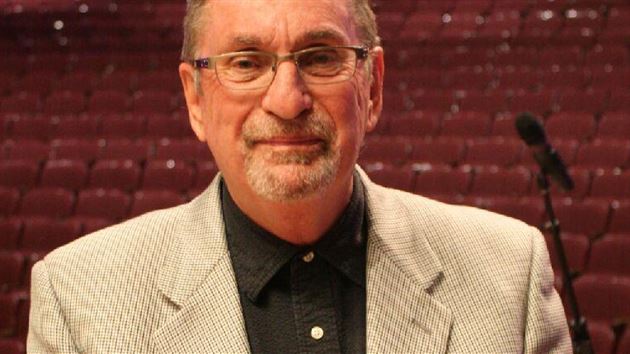 Thomas Root Headshot