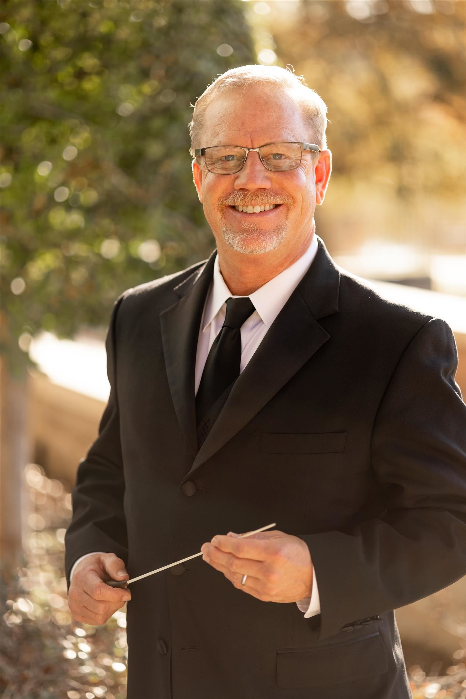 Mark McGahey Headshot