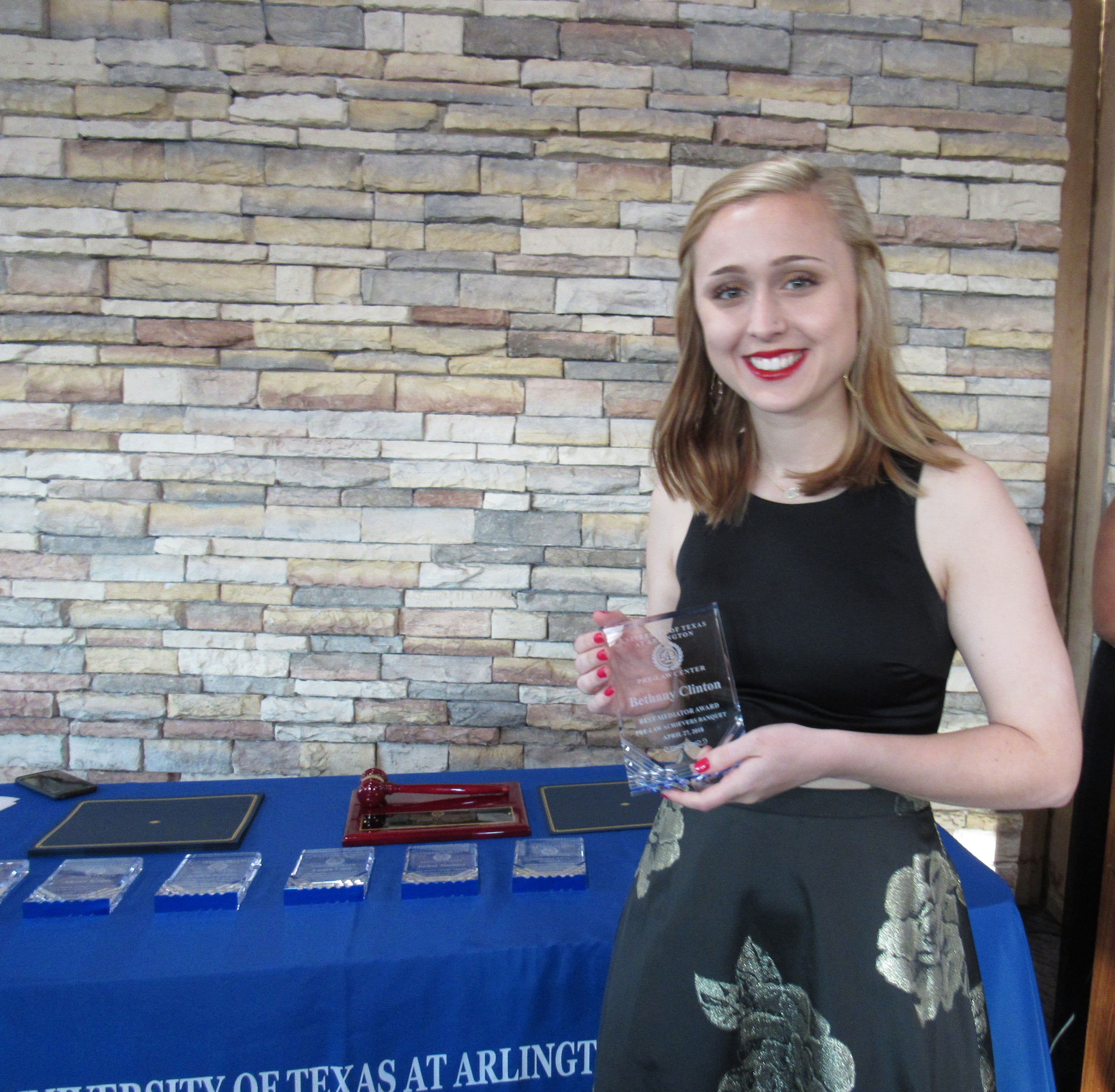 UTA Pre-Law Mediation - Award Showcase at Prelaw Center