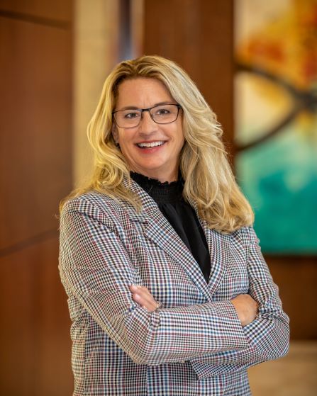 Sharon Washburn headshot