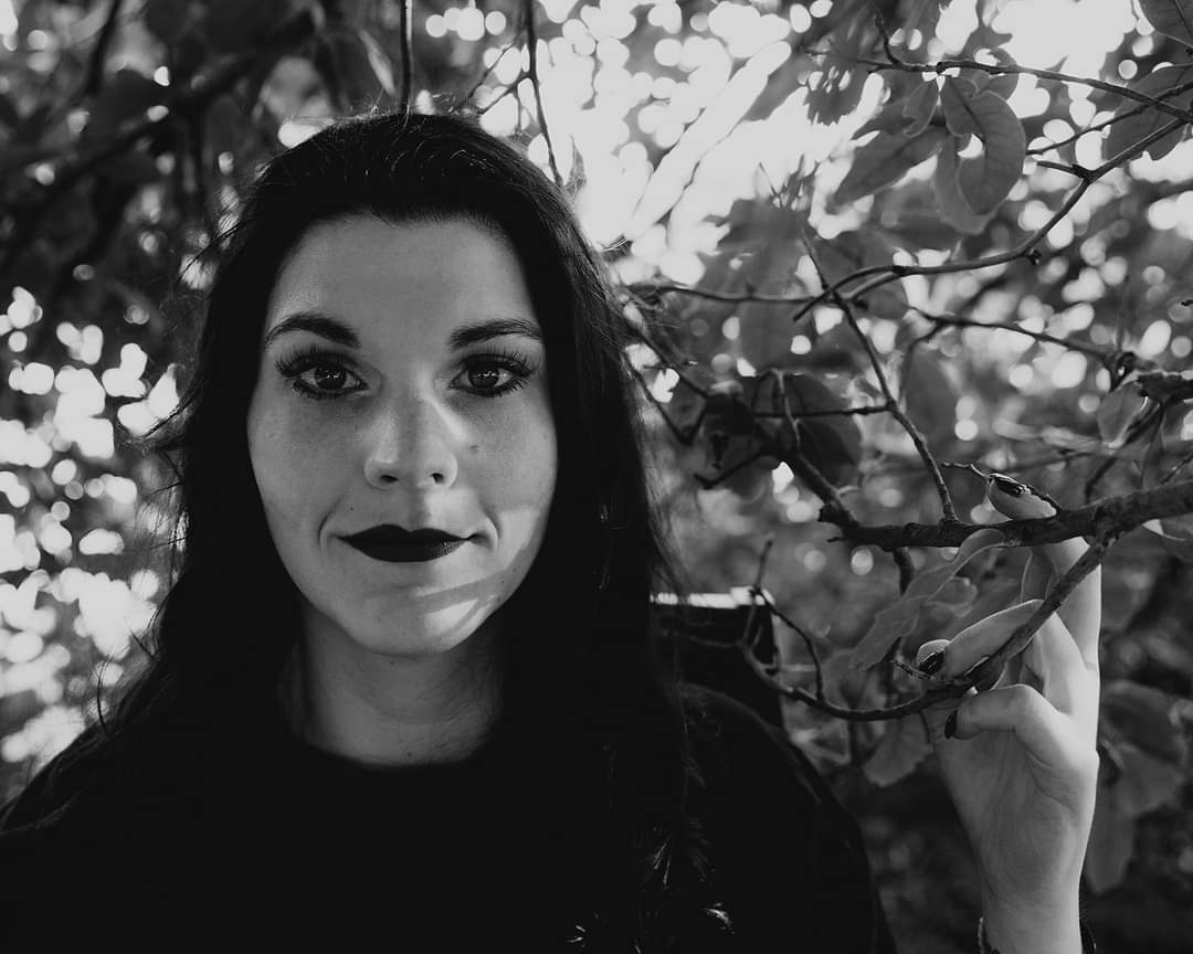 Nichole Sheridan Headshot