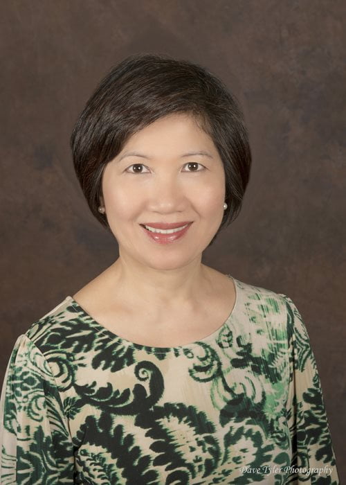 Vicky Teherani poses for a headshot.