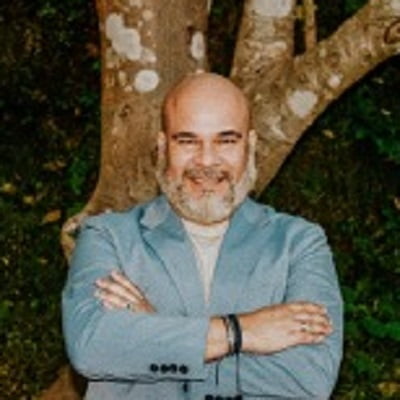 Sam Santiago Contact Photo