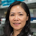 Portrait of Zui Pan in a laboratory