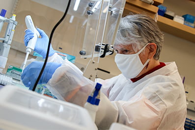Program Manager Anajane Smith in the North Texas Genome Center