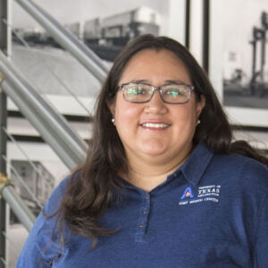 Daniela Cardenas headshot