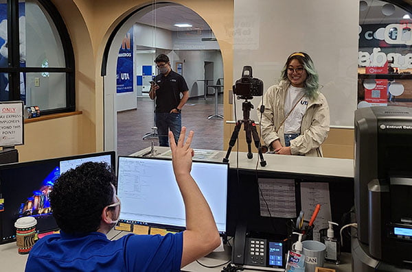 U T A student getting Mav ID