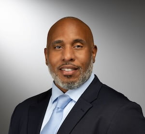 profile photo of angelo carter