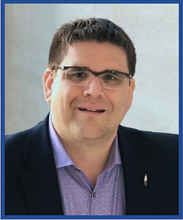 photo of les riding-in