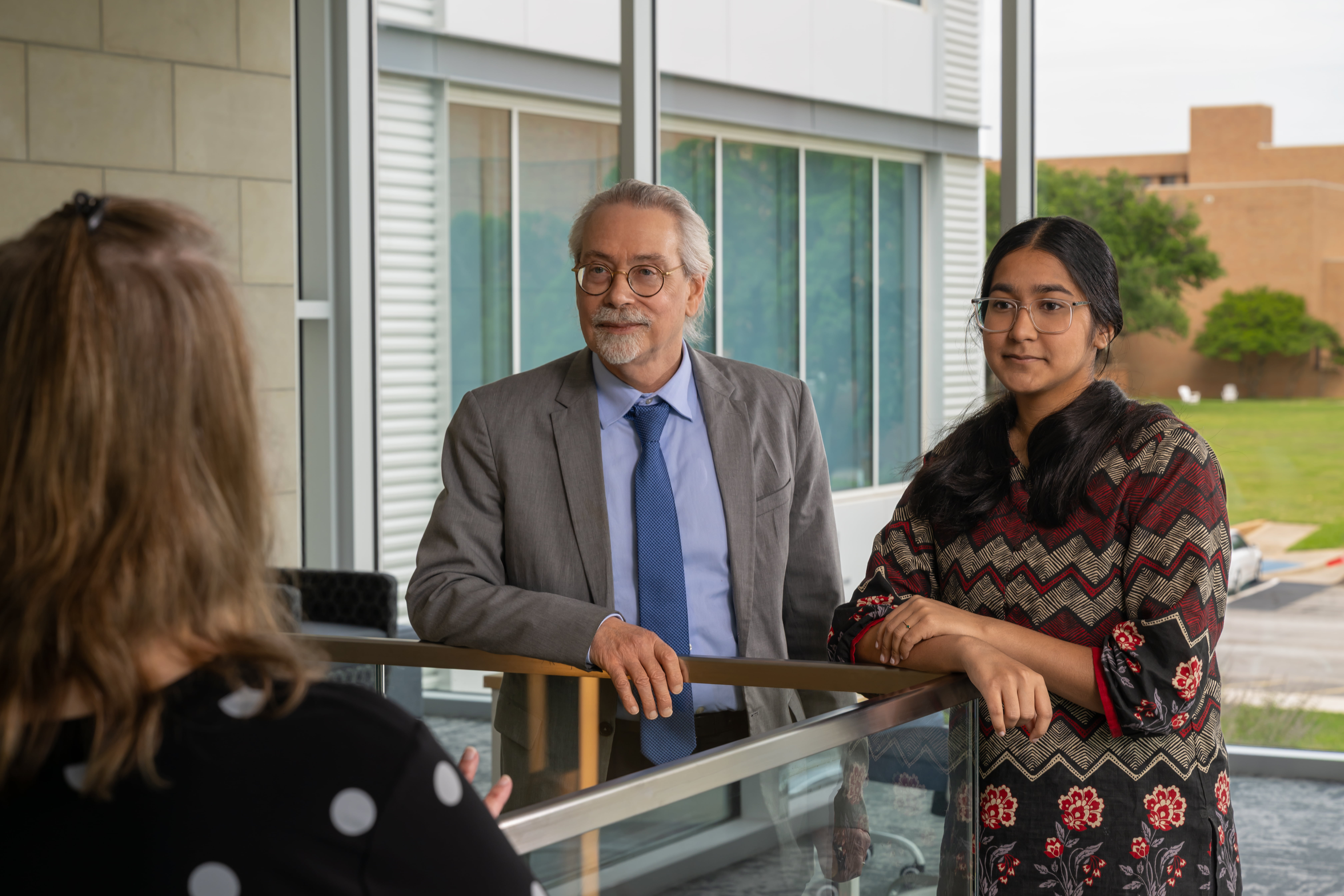  Dr. Grover Graduate School Dean and UTA Student Faizah Kahn