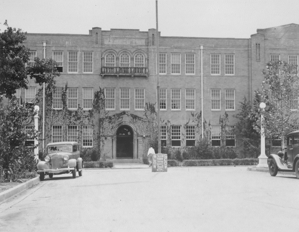 an old photo of a uta building
