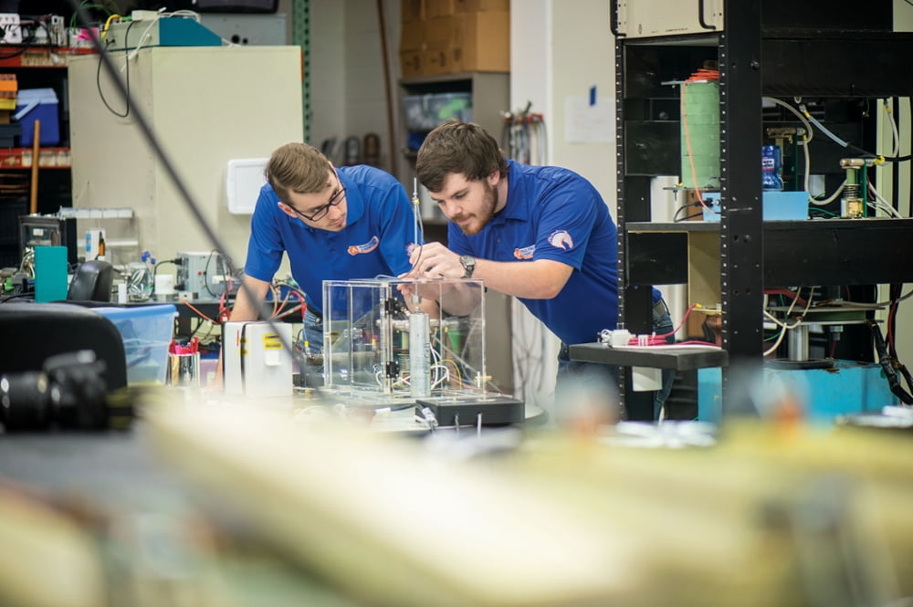 Uta Engineering Lab UTA launches new programs to promote undergraduate research, student ...