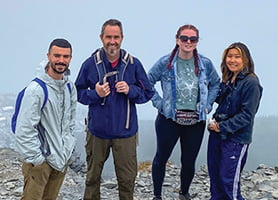 photo of UTA students in Alaska