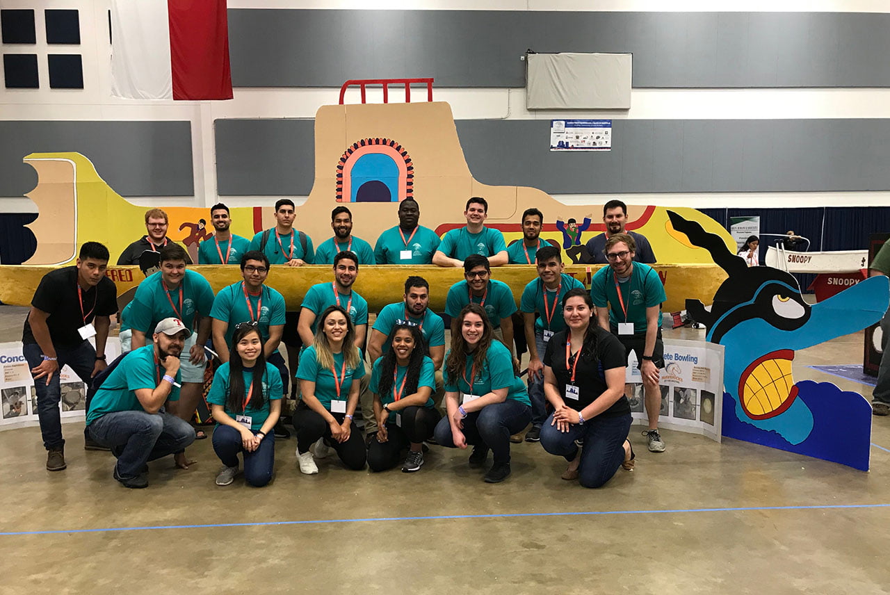 concrete canoe team" width="1280" _languageinserted="true" src="https://cdn.prod.web.uta.edu/-/media/project/website/news/releases/2020/02/2019-concrete-canoe-team.jpg?la=en