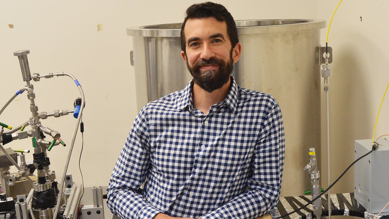 Jonathon Asaadi headshot in his lab" width="1280" _languageinserted="true" src="https://cdn.prod.web.uta.edu/-/media/project/website/news/releases/2020/08/asaadi-jonathan.jpg?la=en