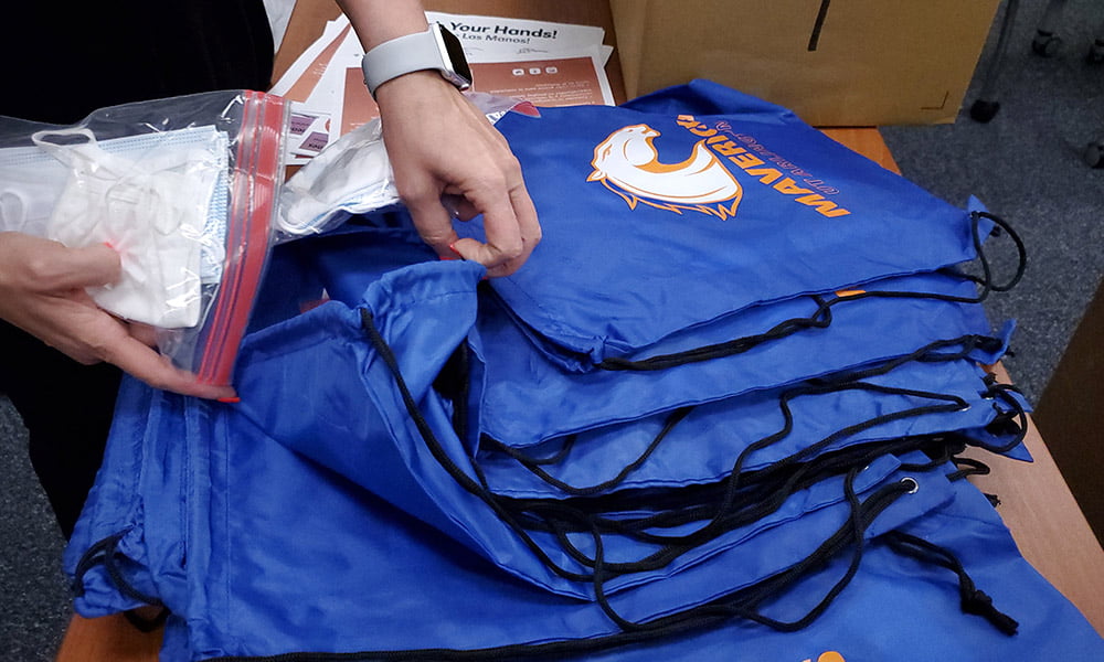 CMAS community outreach_c" width="4032" _languageinserted="true" src="https://cdn.prod.web.uta.edu/-/media/project/website/news/releases/2020/09/cmas-community-outreach-2.jpg?la=en