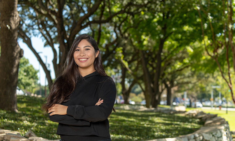 Juana Escobedo Bermudez. " width="8256" _languageinserted="true" src="https://cdn.prod.web.uta.edu/-/media/project/website/news/releases/2020/09/student-success---bermudez.jpg?la=en