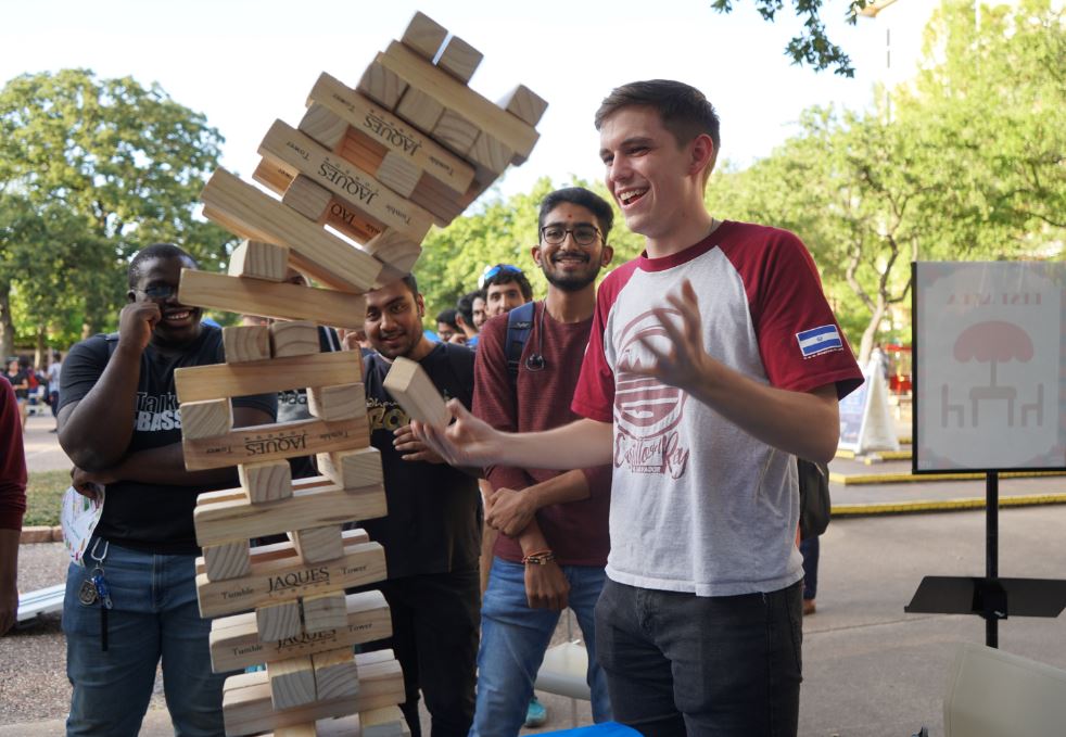 " src="https://cdn.prod.web.uta.edu/-/media/project/website/news/releases/2021/08/libraries-maverick-stampede1.jpg?la=en&h=679&w=982" style="height:679px; width:982px;" _languageinserted="true