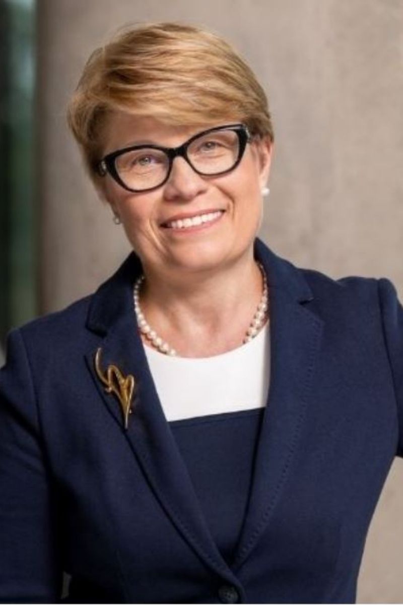 Gabriela Wilson poses for headshot" _languageinserted="true