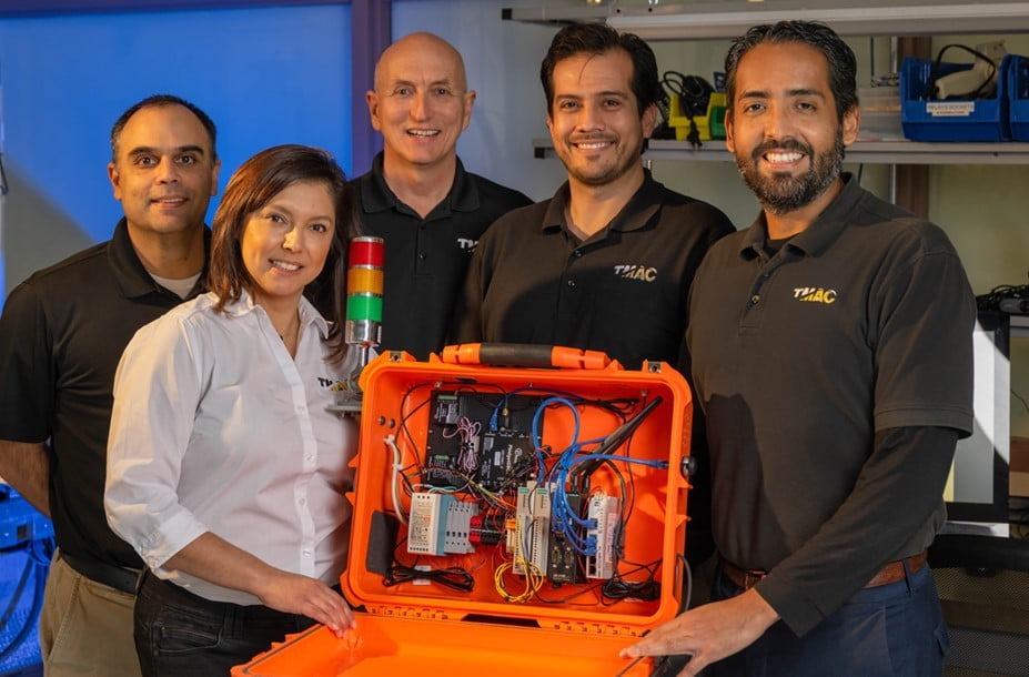 From left: Cyrus Rahimzadeh, Yesenia Zamora, Kurt Middelkoop, Eduardo Amezcua and Juan Paramo." _languageinserted="true