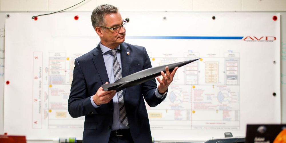 Photo of Bernd Chudoba, UTA aerospace engineering professor." _languageinserted="true