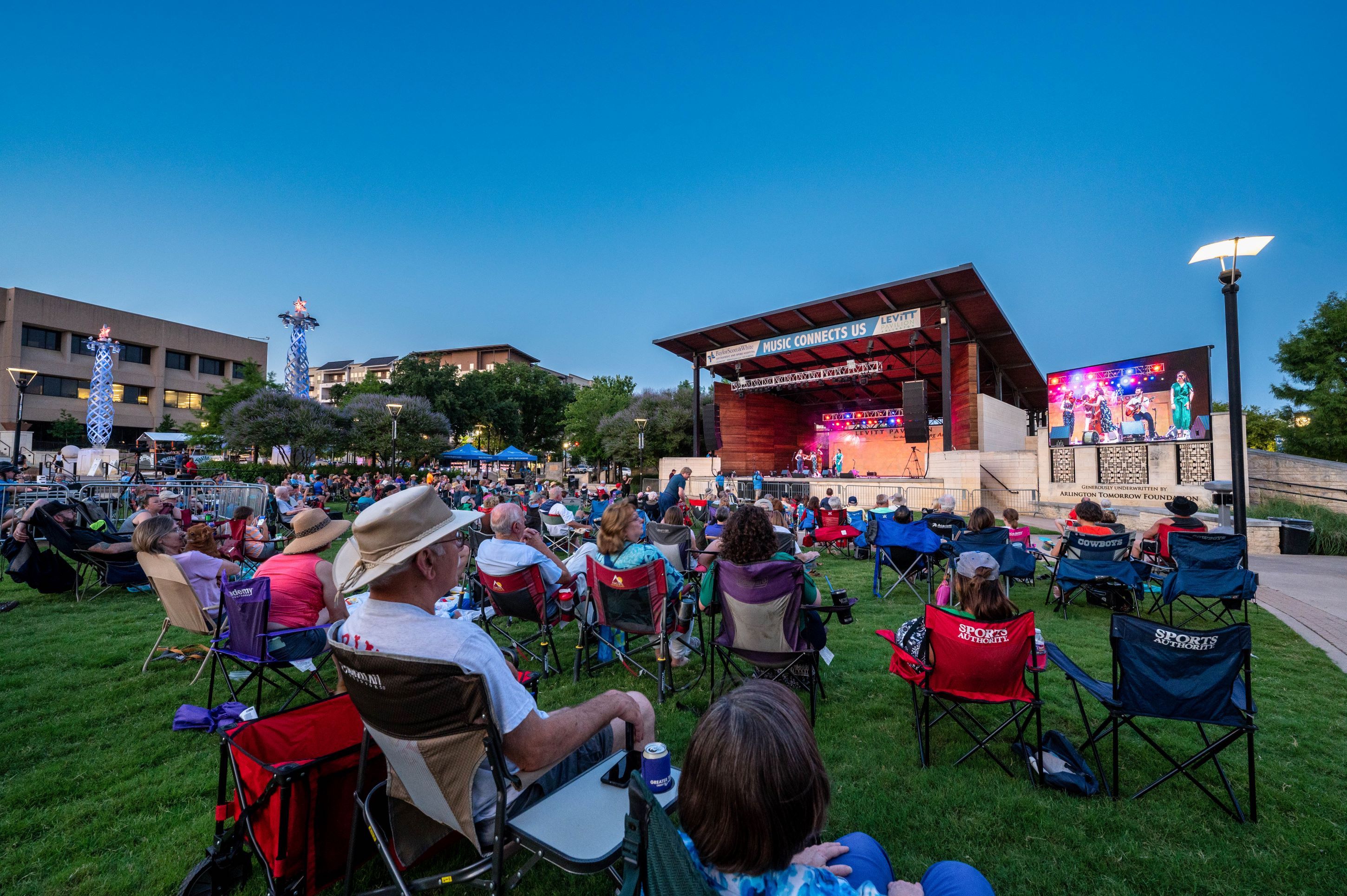 Levitt Pavilion" src="https://cdn.prod.web.uta.edu/-/media/project/website/news/releases/2023/08/levitt-pavilion.jpg?la=en" _languageinserted="true