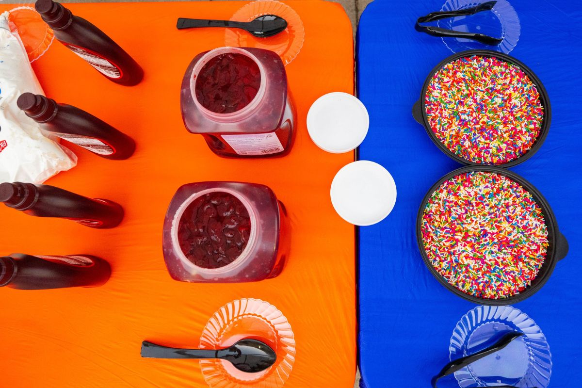 Table of topping at Waffleopolis