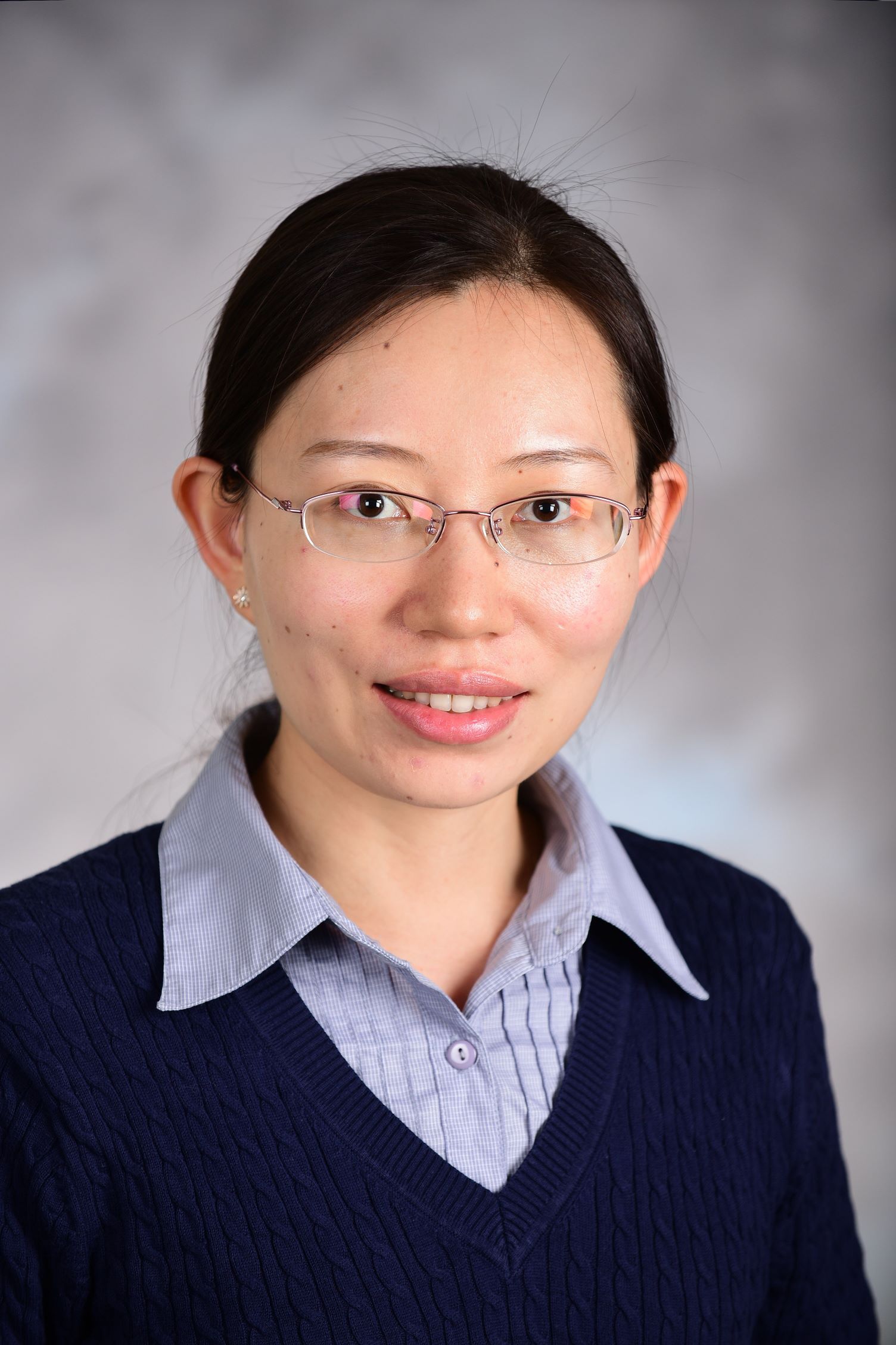 Liwei Zhang" _languageinserted="true" src="https://cdn.prod.web.uta.edu/-/media/project/website/news/releases/2023/11/liwei-zhang.jpg?la=en" _languageinserted="true