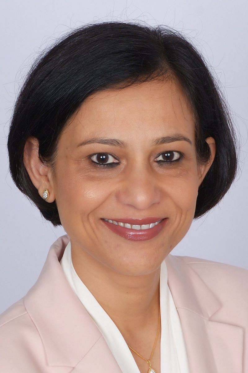 Headshot of Meghna Tare" _languageinserted="true