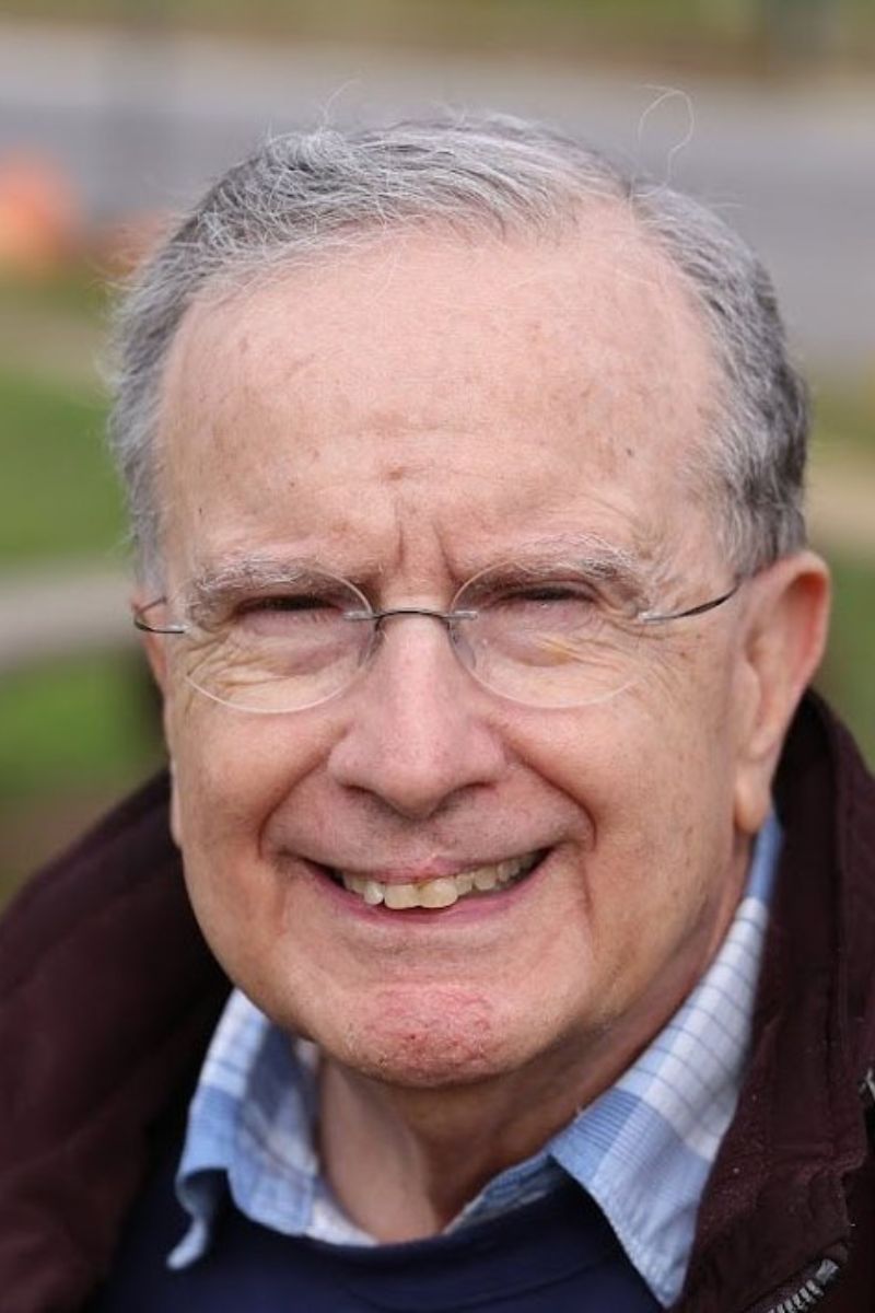 Headshot of Allan Saxe" style=" height:1200px; width:800px" _languageinserted="true" src="https://cdn.prod.web.uta.edu/-/media/project/website/news/releases/2025/08/alumni-award-3.jpg
