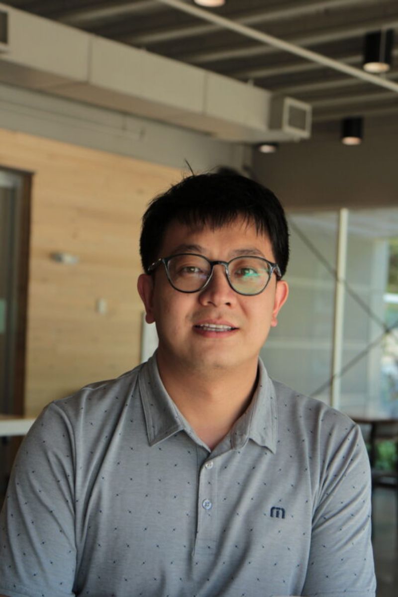 Image shows a headshot of Dr. Daniel Li" style=" height:1200px; width:800px" _languageinserted="true" src="https://cdn.prod.web.uta.edu/-/media/project/website/news/releases/2025/08/daniel-li-portrait.jpg