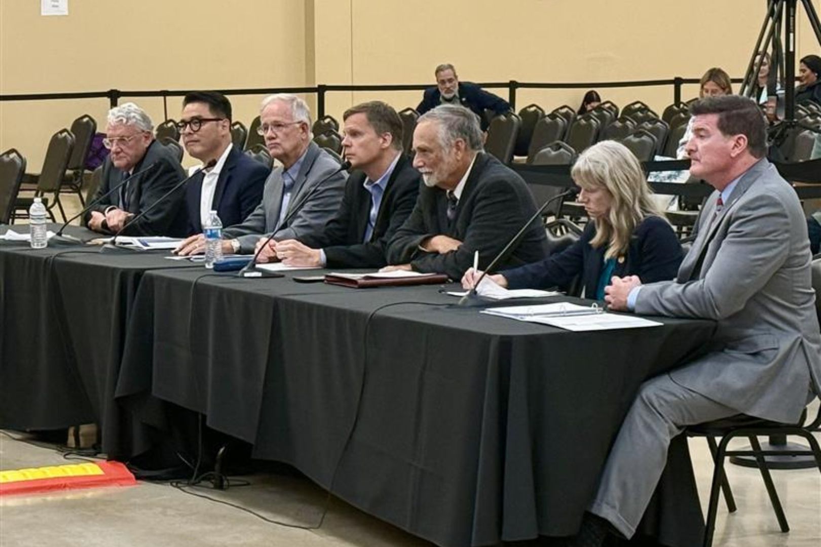 Image shows College of Engineering Professor Nick Fang, second to left, testified on July 31 before a joint hearing of the Texas Senate Select Committee on Disaster Preparedness and Flooding and the Texas House Committee on Disaster Preparedness and Flooding." style=" height:1080px; width:1620px" _languageinserted="true" src="https://cdn.prod.web.uta.edu/-/media/project/website/news/releases/2025/08/fang-main.jpg