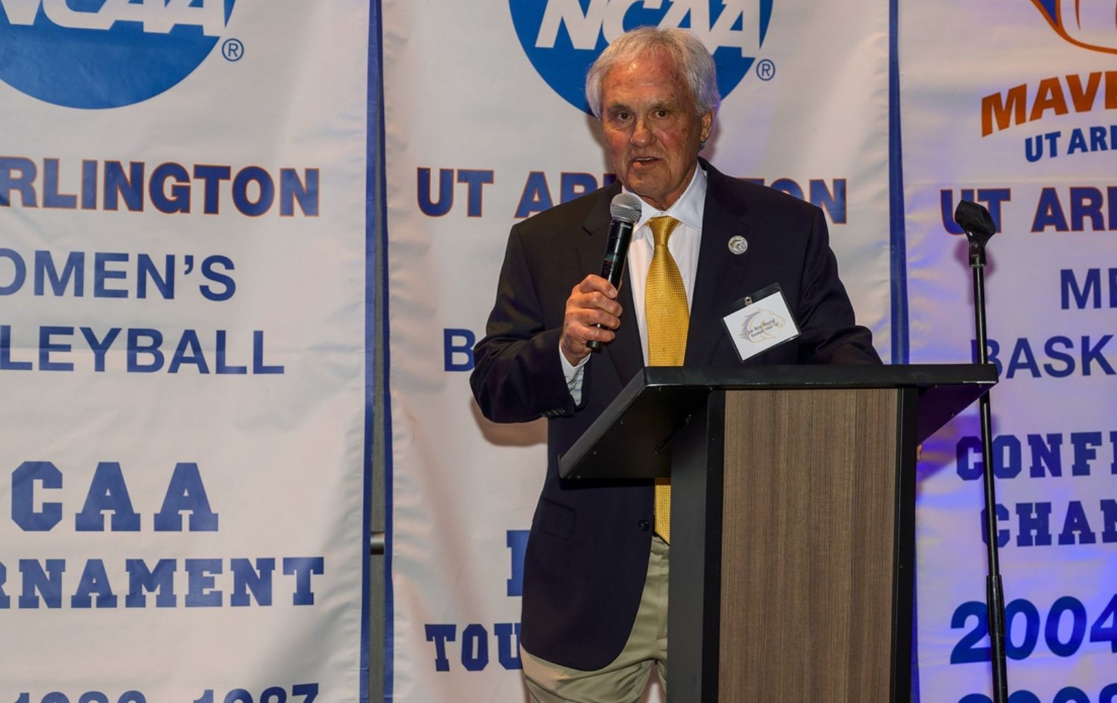 J. Ron Young at the 2025 UTA Athletics Hall of Honor " style=" height:1020px; width:1620px" _languageinserted="true" src="https://cdn.prod.web.uta.edu/-/media/project/website/news/releases/2025/10/athletics.jpg