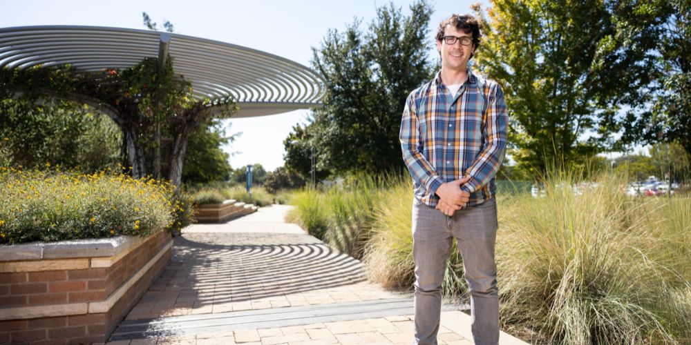 UTA Professor Steven Weisberg, College of Science