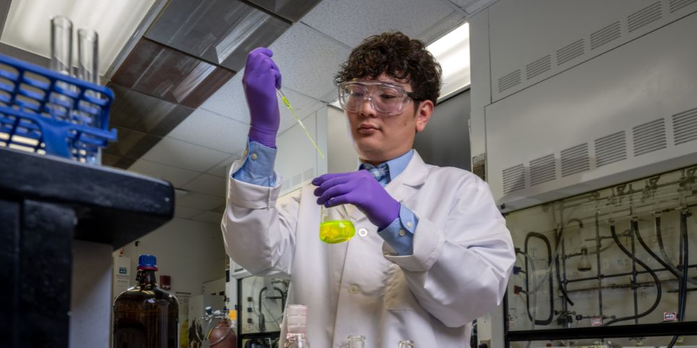 UTA helps power UT System’s No. 4 patent ranking