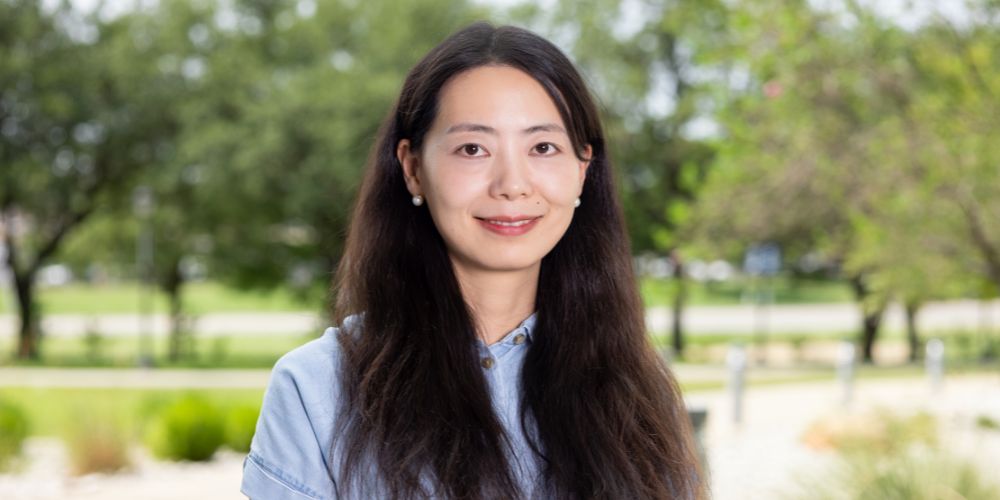 College of Science Professor Qing Tang