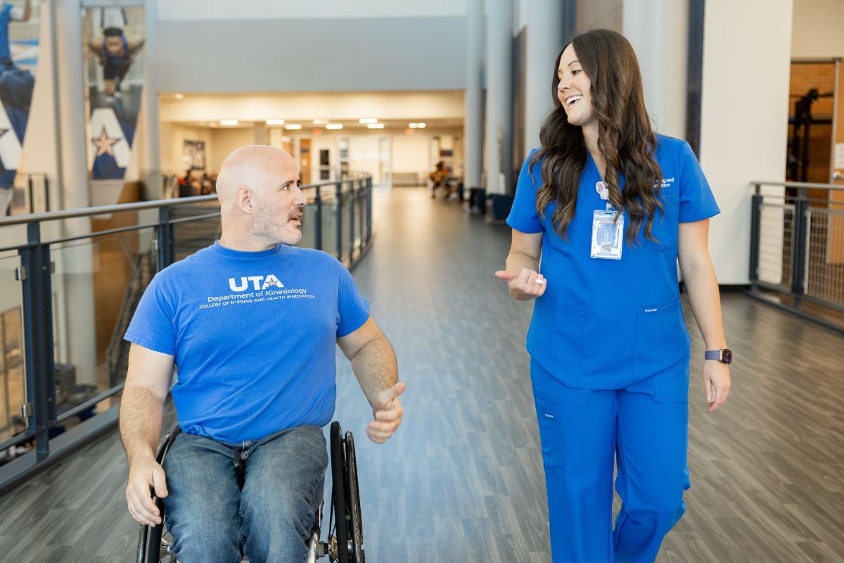 Professor Tyler Garner and student Chandler Browning" style=" height:800px; width:1200px" _languageinserted="true" src="https://cdn.prod.web.uta.edu/-/media/project/website/news/releases/2026/09/clinical-athlete-inside1.jpg